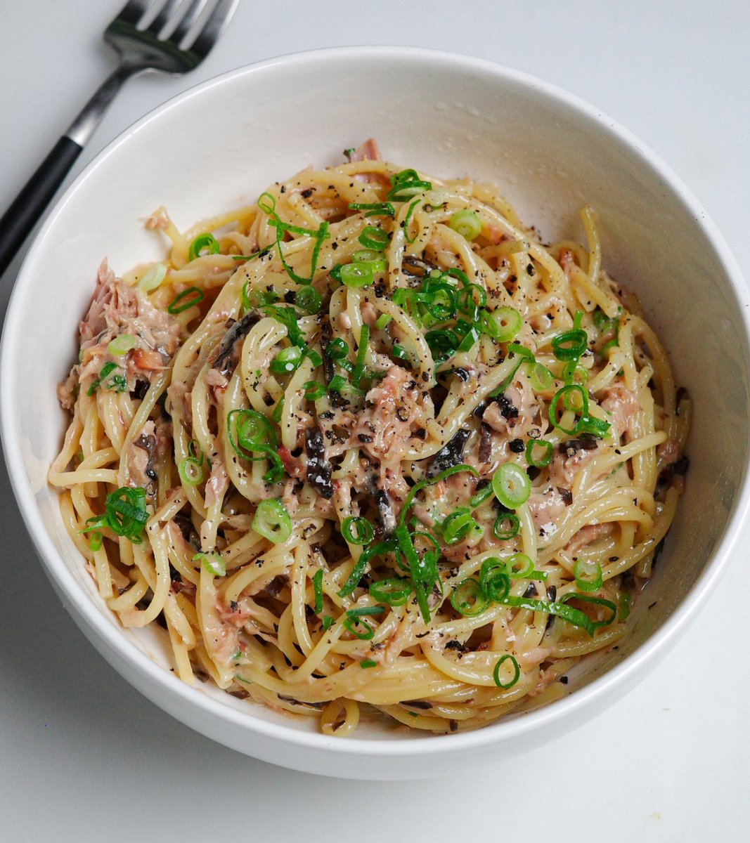 mtmtharb's tweet photo. 一度食べてほしい濃厚ツナマヨパスタ https://t.co/B0IXYu1wXl