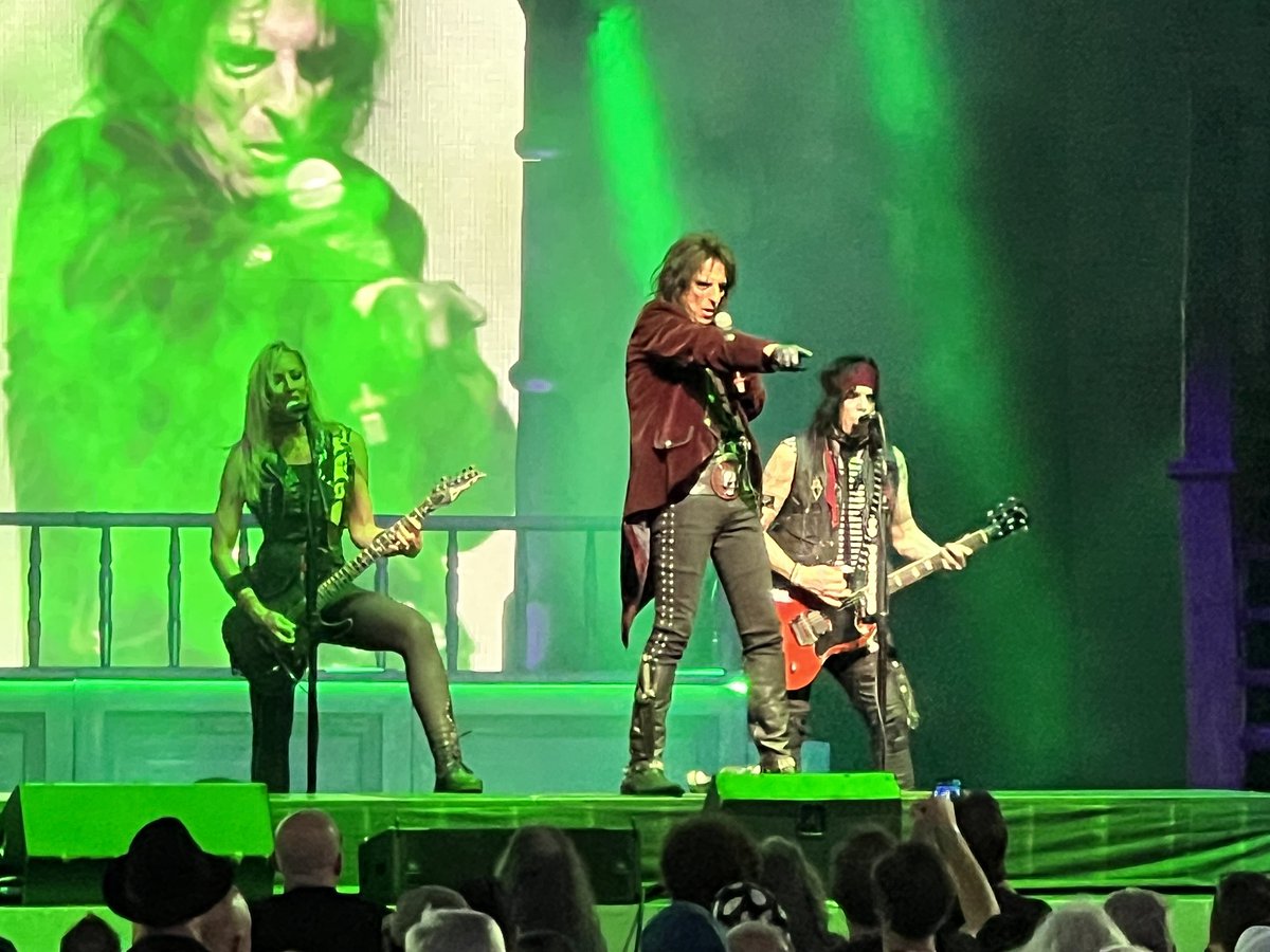 Chris Floore, CPC tweet media