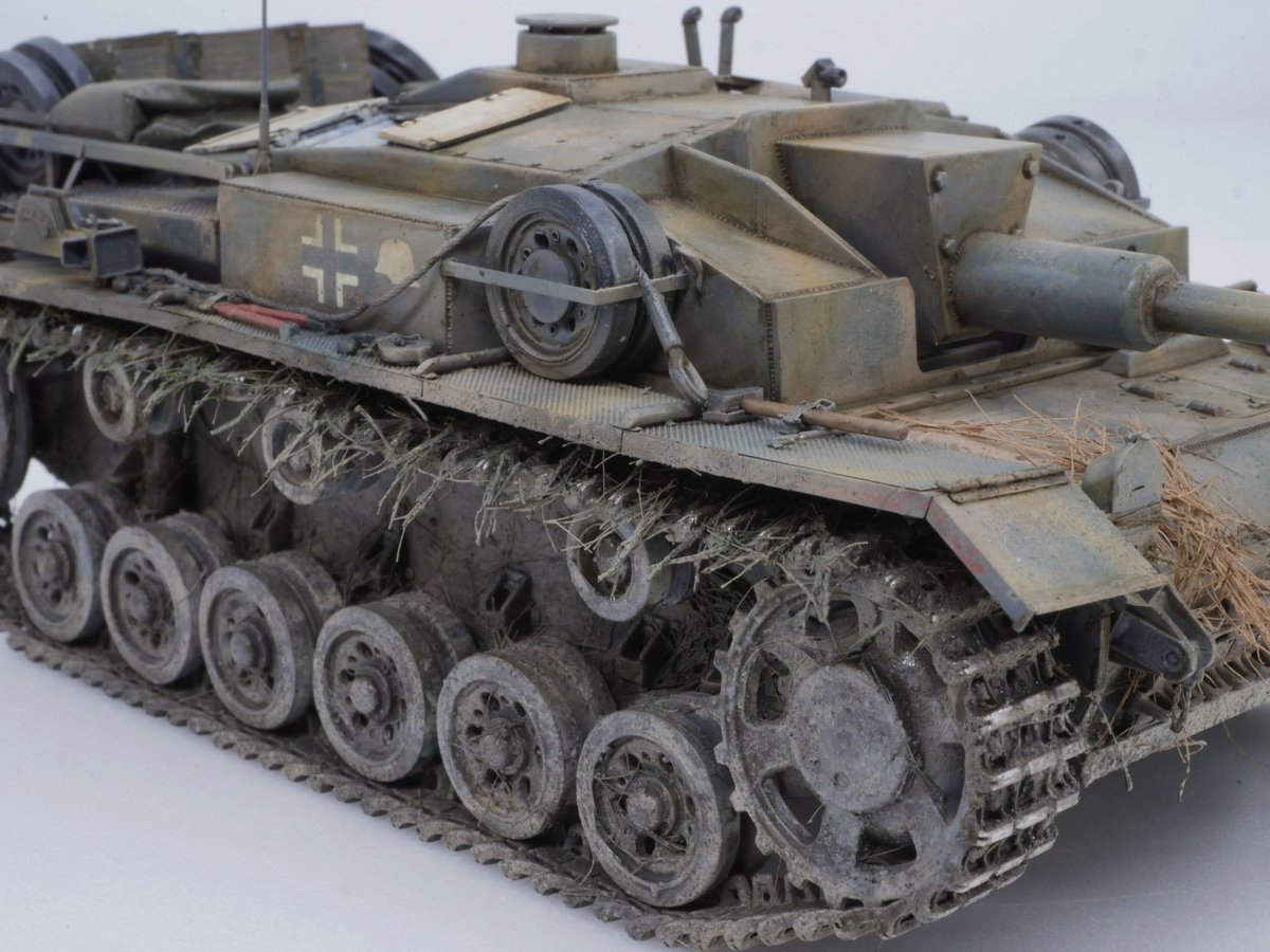 RockkenModel's tweet image. 1/35 ドラゴン Ⅲ号突撃砲 F型
車体は概ね完了です。
アフリカ色とジャーマングレーの2色迷彩、格好良い!