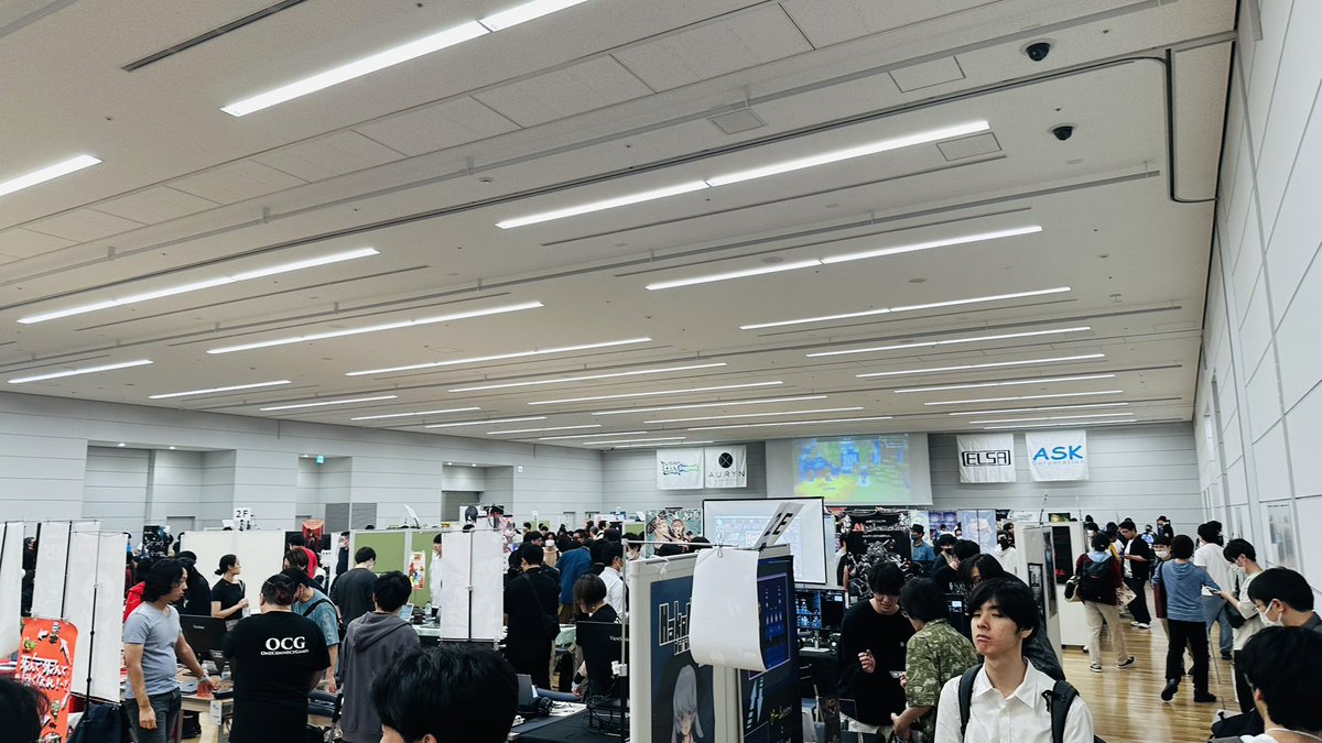 #東京ゲームダンジョン8 めちゃ賑わってました🎉🎉🎉
タペストリーとかプロジェクターとか、ゲーム作るだけでも大変なのに、皆さん準備がすごい笑
次回出展する事にしました！(3ヶ月しかない😇