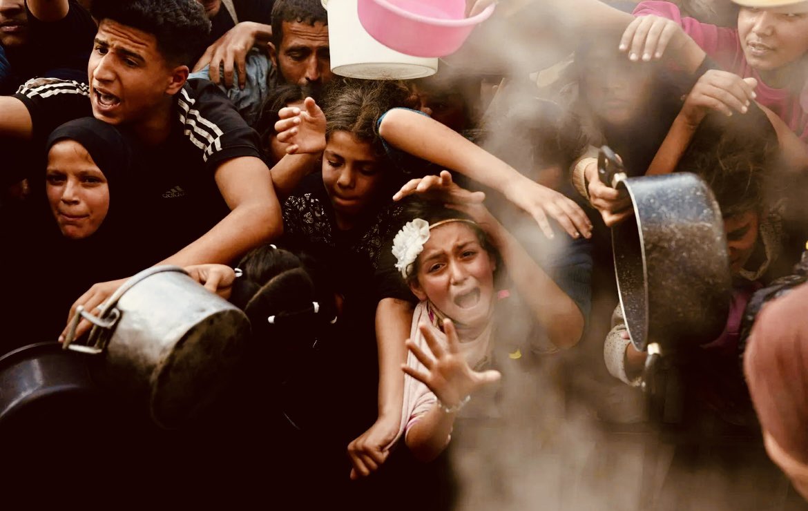 vincent-lemire.bsky.social (@v_lemire) on Twitter photo ⚠️ Les signaux inquiétants d’une escalade généralisée se multiplient en Israël:
- Frappe aérienne sur le palais présidentiel à Damas jeudi
- Violentes attaques de Netanyahu contre les médiateurs Qatari hier
- Smotrich annonce que "les jours fatidiques arrivent"
- Mobilisation ⚠️ Les signaux inquiétants d’une escalade généralisée se multiplient en Israël:
- Frappe aérienne sur le palais présidentiel à Damas jeudi
- Violentes attaques de Netanyahu contre les médiateurs Qatari hier
- Smotrich annonce que "les jours fatidiques arrivent"
- Mobilisation