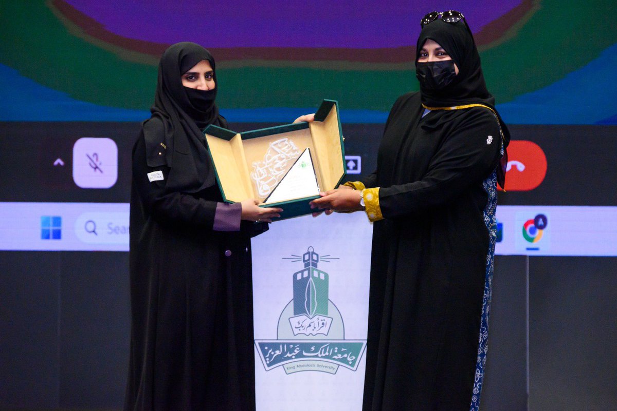 كلية الحاسبات FCIT# tweet media