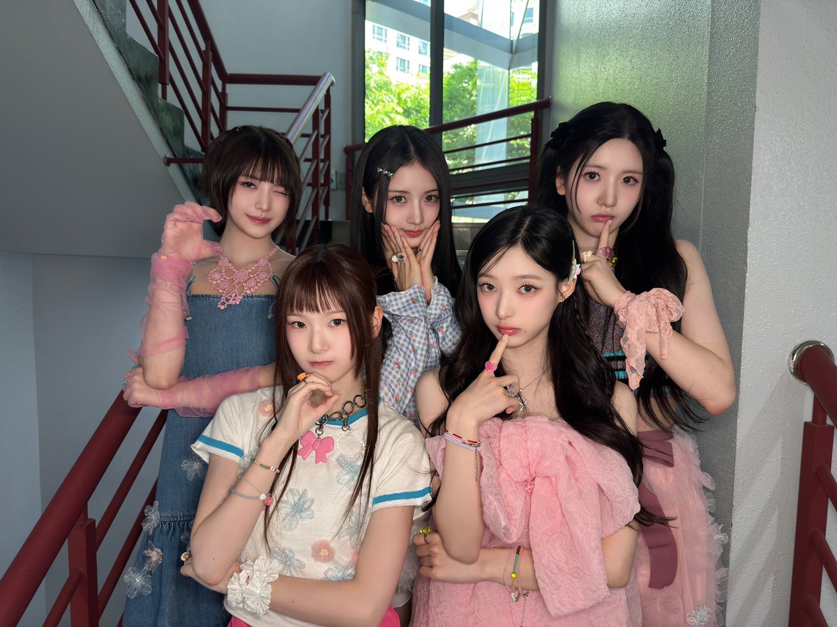 HITGS_offcl's tweet photo. HITGS on #INKIGAYO

#HITGS #힛지스 
#SOURPATCH #사워패치 https://t.co/rLBkY6tgMf