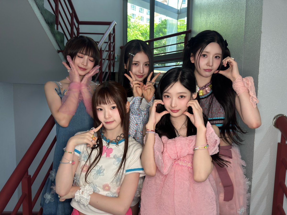 HITGS_offcl's tweet photo. HITGS on #INKIGAYO

#HITGS #힛지스 
#SOURPATCH #사워패치 https://t.co/rLBkY6tgMf