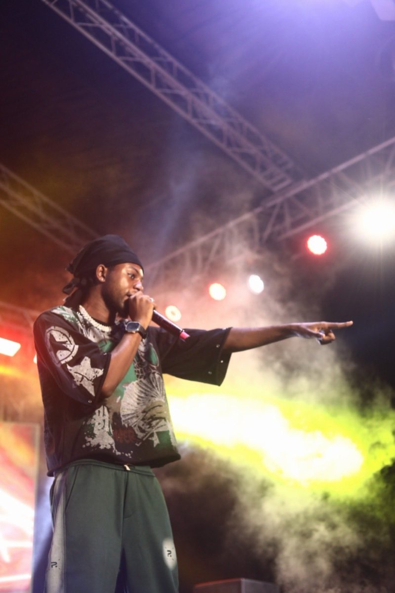 MoMoFromMTNGh's tweet photo. Kweku Flick! 🤘

#MoMoFest https://t.co/cEMCfj6lj8