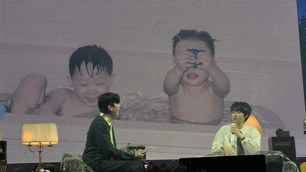 phenomenon_sw's tweet photo. 현상이와 아기현상이 👶🏻 https://t.co/qXdKMTV2en