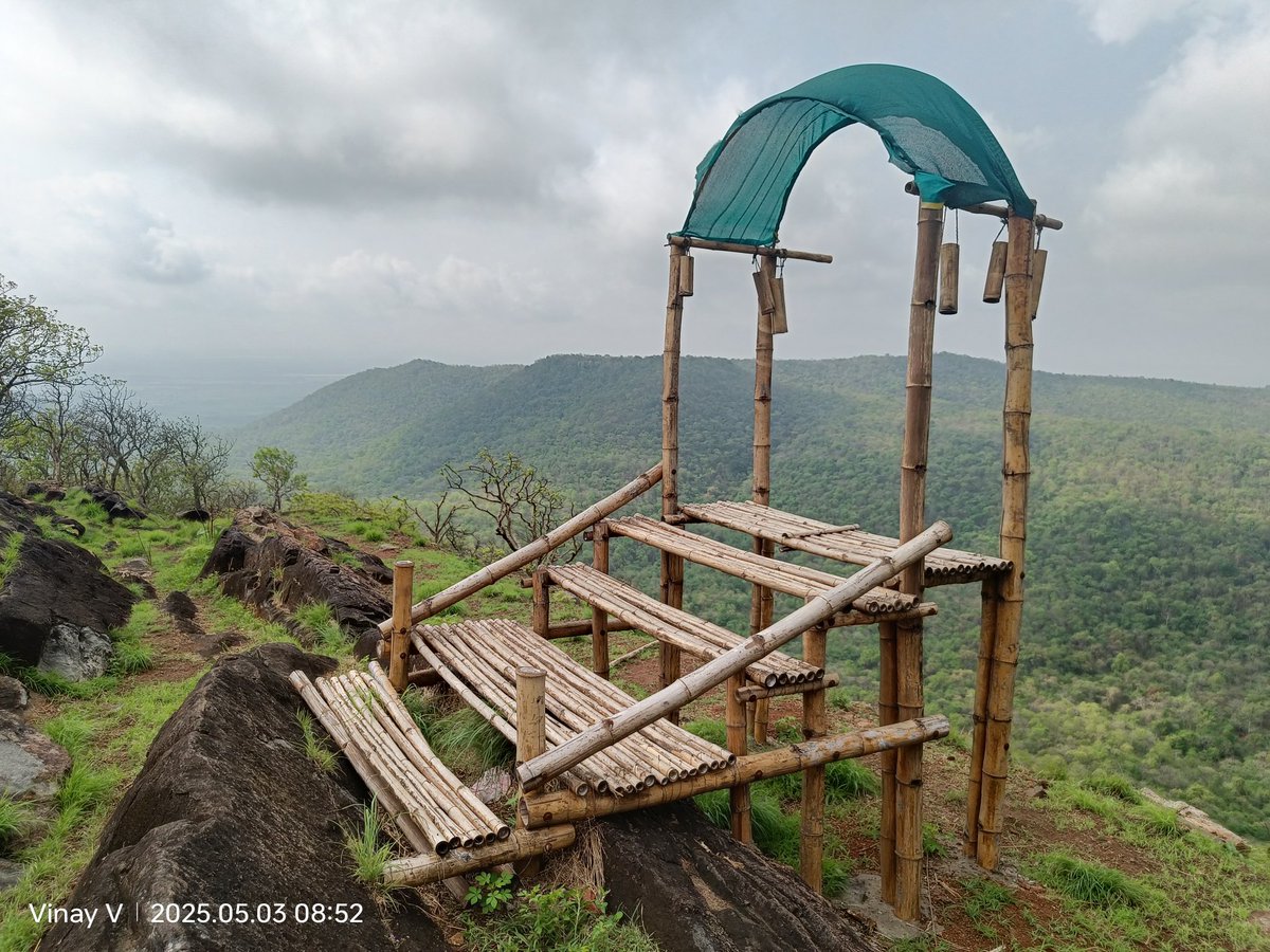 vinay_vangala's tweet photo. Oh you @PuligundalaEco beauty 😍
Hyderabadis, want to ditch the usual weekend plans?
Discover Kanakagiri Hills—a hidden gem where trails whisper and the wild welcomes.
#Kanakagiri
 #AdventureCalling
#TelanganaZarurAana
#IncredibleIndia
@revanth_anumula
@TeamKonda 
@HiHyderabad https://t.co/RZXQRtNEPI