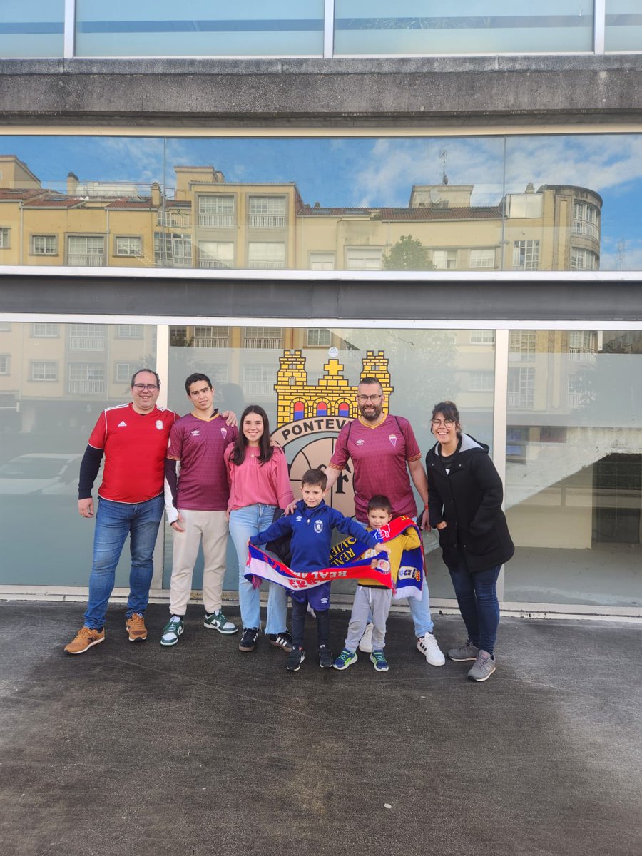 En #Pasarón siguiendo al <a href="/RealAvilaCF/">Real Ávila CF</a> 
Vamos Ávila!!!! <a href="/NovoaFelix/">Felix Novoa</a>