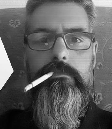 Se llama Román Cuesta <a href="/wiesenthal1632/">Romàn🔻</a> y ha hecho más contra los bulos y los delitos de odio que el gobierno de Pedro Sánchez y toda la policía.

En pocas semanas ha desenmascarado a Sr. Liberal, Alt Right España, la cúpula neonazi de Núcleo Nacional y Capitán Bitcoin, algunos de