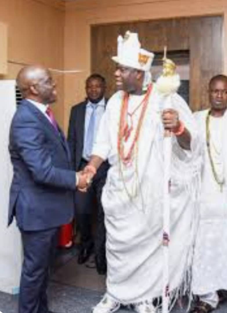 MESSAGE TO THE OONI OF IFE:
WHEN YOU ARE TOO AVAILABLE, YOU LOSE RESPECT

By Dr. Bọ́lá Adéwará

May 04, 2025

I don’t know what you think about the recent disregard some obas now accord the Ooni of Ife in public. I only hope that, sooner than we fear, we don’t witness a moment