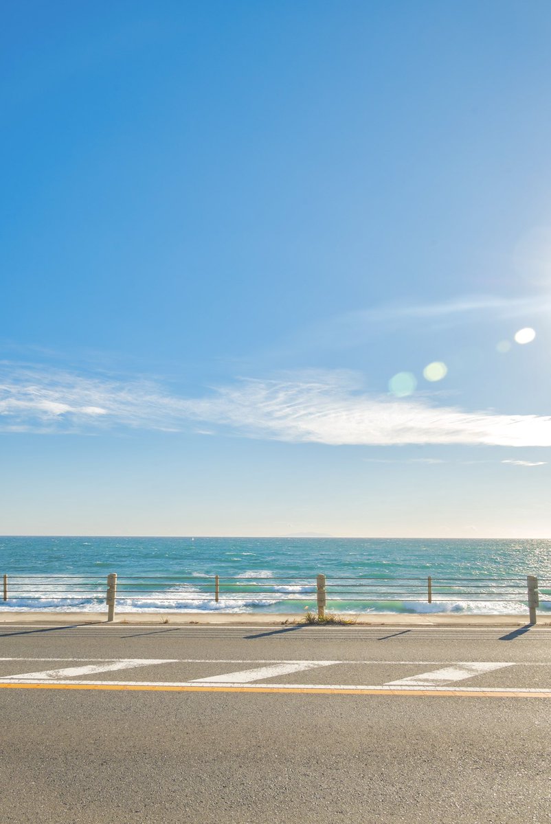 ruiruicamovi's tweet image. 光。