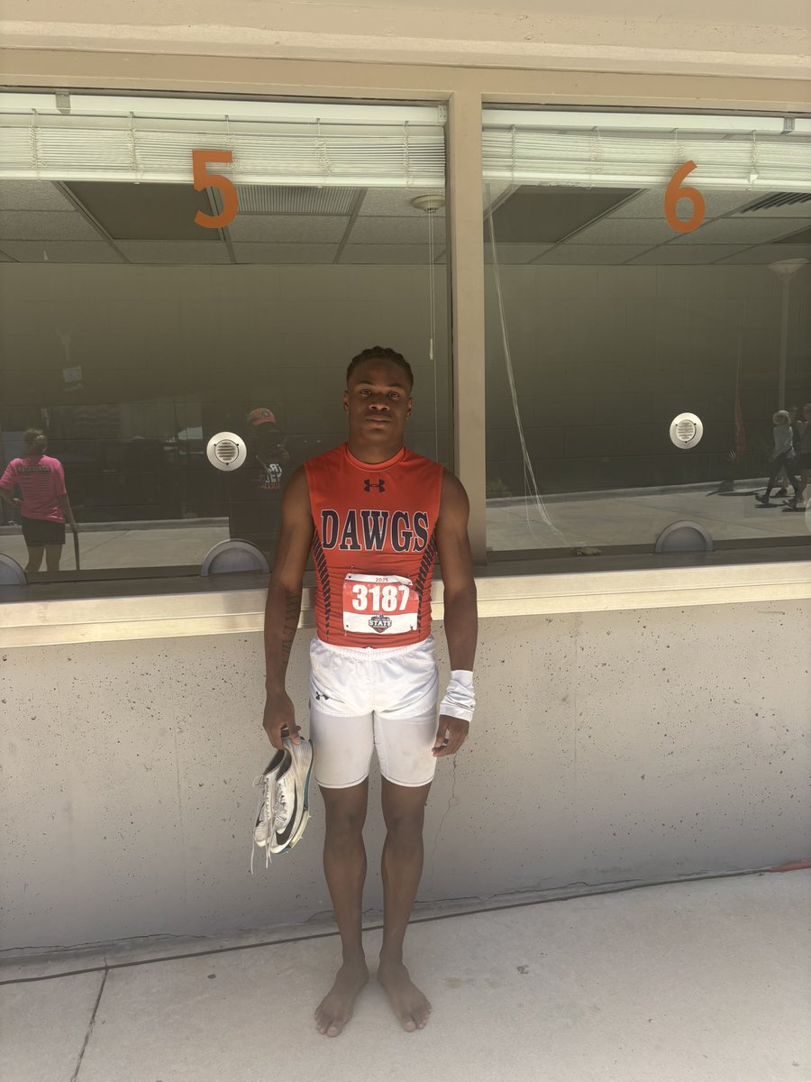 Coach Crosby (@mcrosbymelvin) on Twitter photo That lane 8 was a beast but congratulations to <a href="/DkTyler_25/">Dakalon Tyler</a> for his stellar career and 5th place finish in the 400 meters at the State Meet! That lane 8 was a beast but congratulations to <a href="/DkTyler_25/">Dakalon Tyler</a> for his stellar career and 5th place finish in the 400 meters at the State Meet!