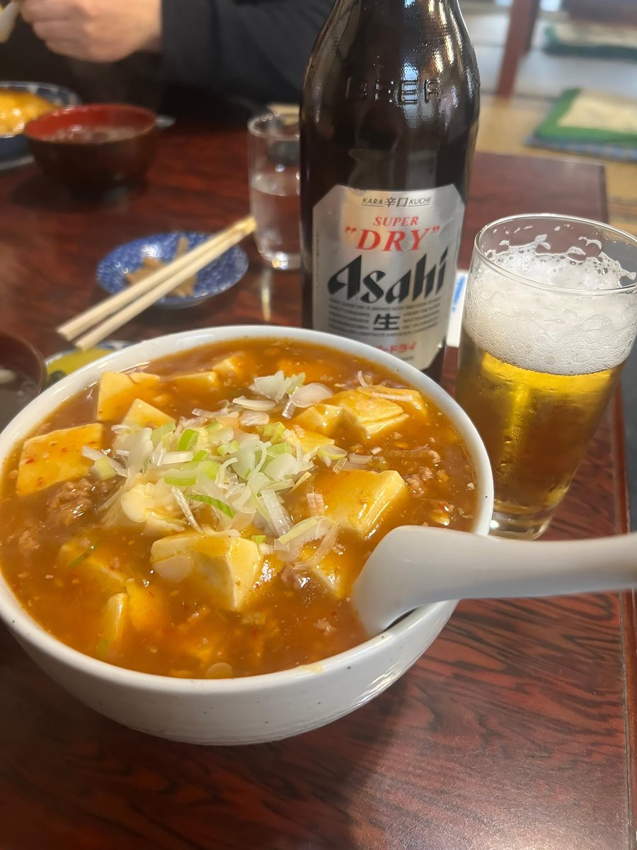麻婆豆腐で飲むかー