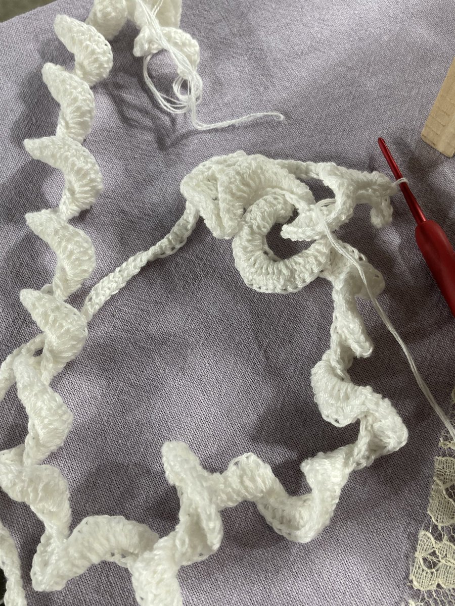 heta_michi's tweet image. スマホストラップって技術より、根気だと思うꉂ🤣w𐤔
 #モノヴィレ
 #L19