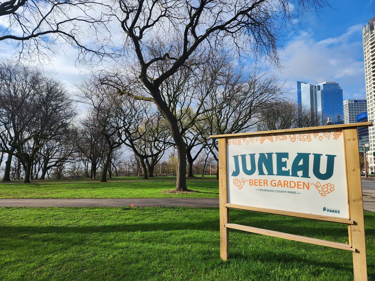 Chris Giza (@griz1) on Twitter photo Morning run around Milwaukee Friday, great way to start off day 1, before <a href="/SportsNeuroSoc/">Sports Neuro Society</a> #SNS2025! #Mural #BronzeFonz #SchlitzPark #JuneauPark <a href="/MilwDowntown/">Milwaukee Downtown</a> <a href="/visitmilwaukee/">Visit Milwaukee</a> <a href="/MedicalCollege/">Medical College of Wisconsin</a> <a href="/Concussion_ISG/">Concussion in Sport Group</a> <a href="/drtinamaster/">Dr. Christina Lin Master</a> <a href="/WillStewNeuro/">Dr Willie Stewart</a> <a href="/dkb0101/">Donna Broshek</a> <a href="/KevinGuskiewicz/">Kevin Guskiewicz</a> <a href="/UCLABrainSPORT/">UCLA Steve Tisch BrainSPORT Program</a> Morning run around Milwaukee Friday, great way to start off day 1, before <a href="/SportsNeuroSoc/">Sports Neuro Society</a> #SNS2025! #Mural #BronzeFonz #SchlitzPark #JuneauPark <a href="/MilwDowntown/">Milwaukee Downtown</a> <a href="/visitmilwaukee/">Visit Milwaukee</a> <a href="/MedicalCollege/">Medical College of Wisconsin</a> <a href="/Concussion_ISG/">Concussion in Sport Group</a> <a href="/drtinamaster/">Dr. Christina Lin Master</a> <a href="/WillStewNeuro/">Dr Willie Stewart</a> <a href="/dkb0101/">Donna Broshek</a> <a href="/KevinGuskiewicz/">Kevin Guskiewicz</a> <a href="/UCLABrainSPORT/">UCLA Steve Tisch BrainSPORT Program</a>