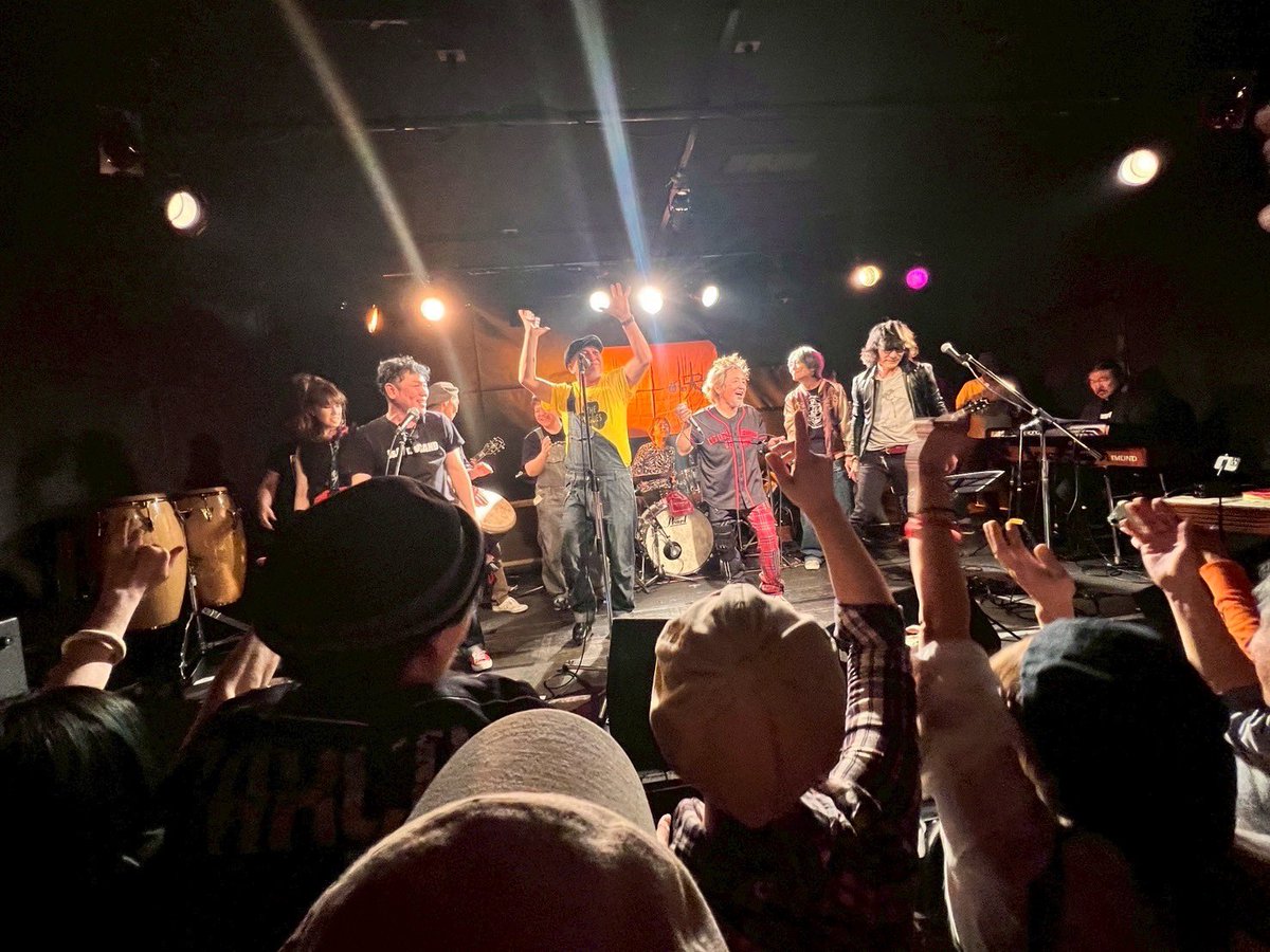 mie_mockingbird's tweet image. 5月3日年一快vol.23無事に終了しました。たくさんのご来場、誠にありがとうございます。ようやくHEDGEHOG的年越しが出来ました。また25年目の24回目目指してがんばります。これからもどうぞよろしくお願い致します。