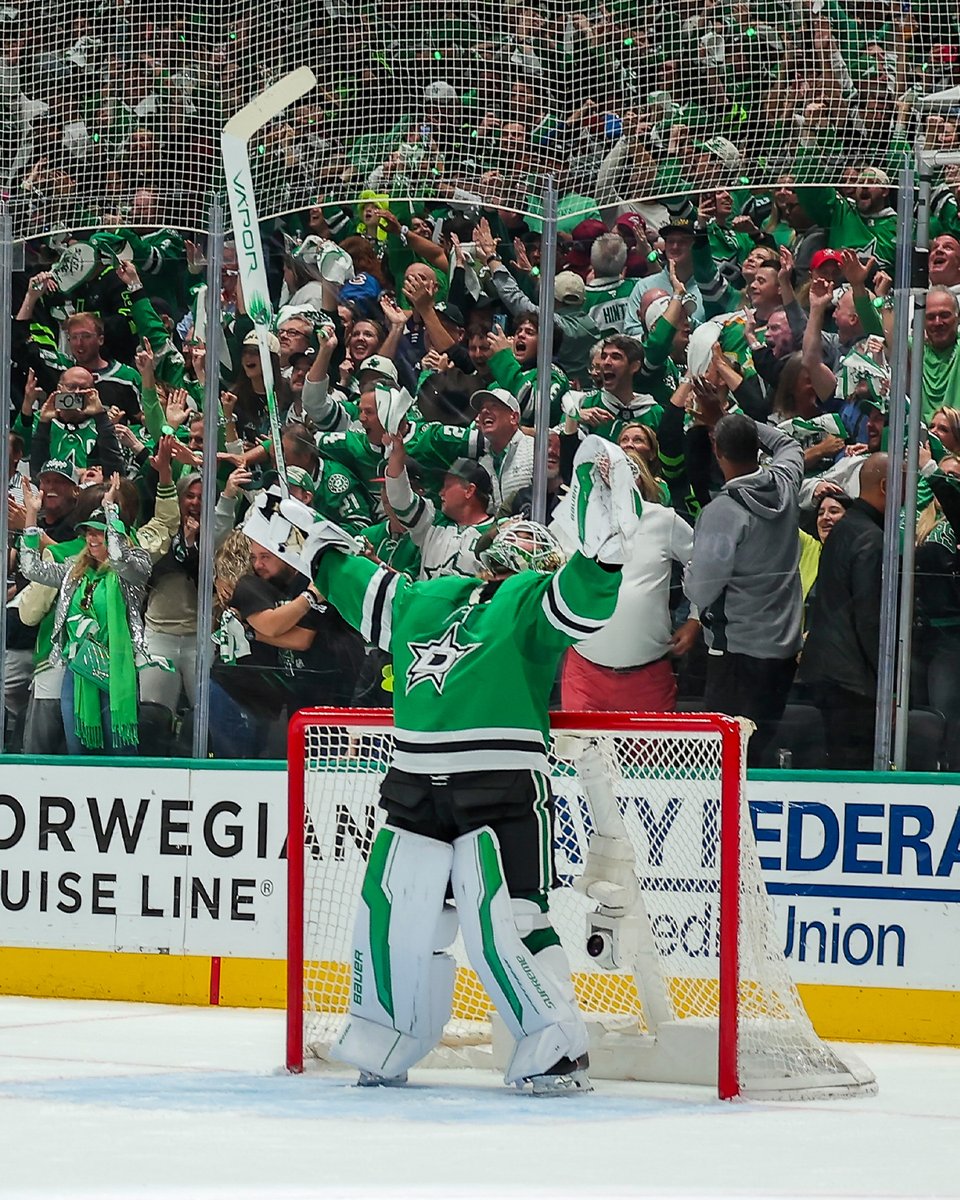NHL's tweet photo. That's one happy Otter. 🦦 #StanleyCup #Game7 https://t.co/wZfdUvuwwV