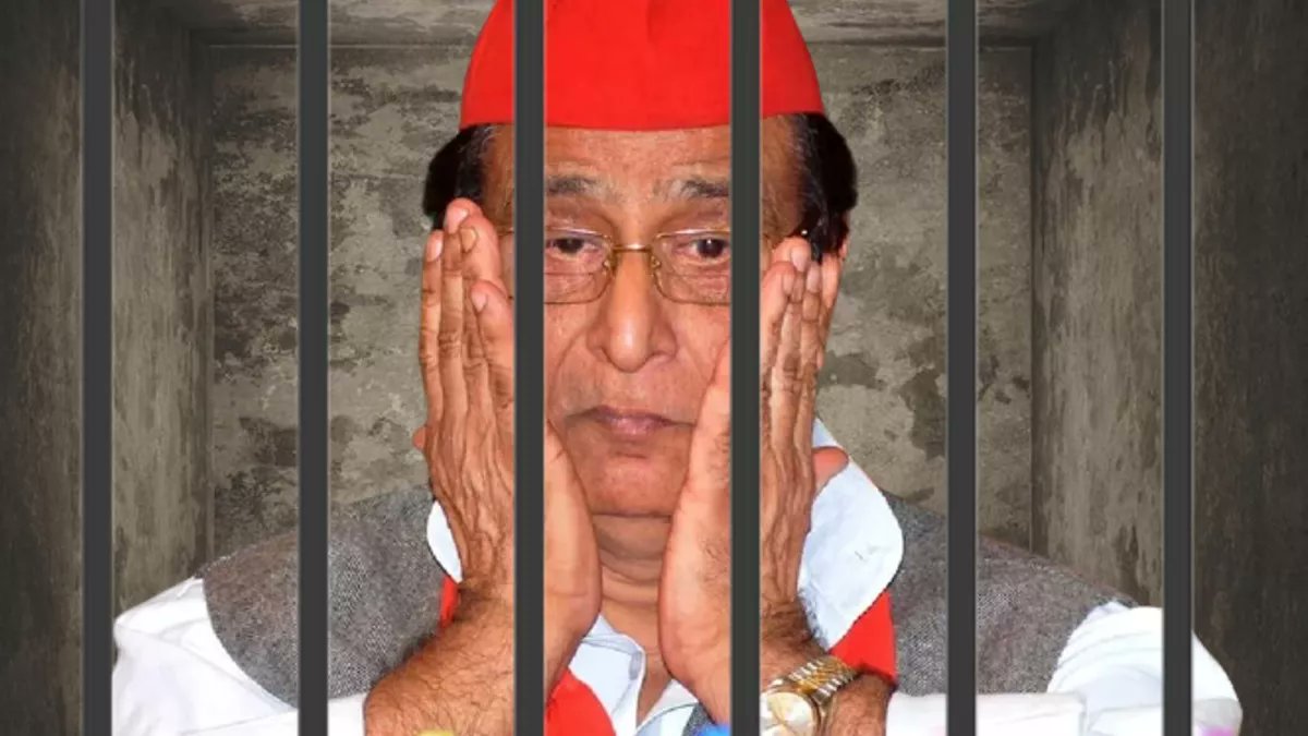 हुज़ूर-ए-आला अकेले खड़े रह गये इसी गम में 
महफ़िल लूट ले गया कोई जबकि सजाई हमने 😂😂