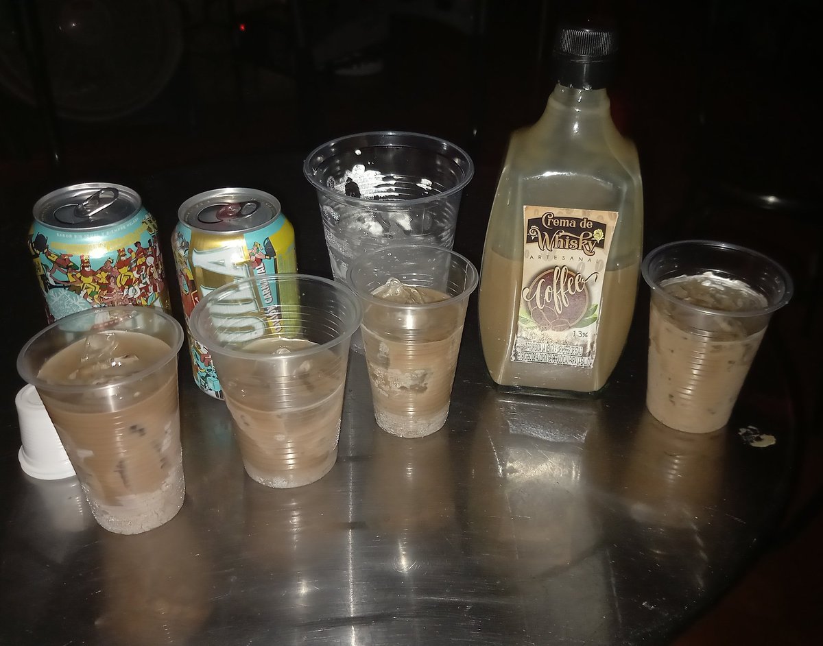 Degustando una deliciosa crema de café de <a href="/CaliRomance/">CaliRomance</a> en <a href="/BabelSw/">Babel Sw</a> de <a href="/EbanoSw/">ebano y marfil cali esposos sw</a> 😋