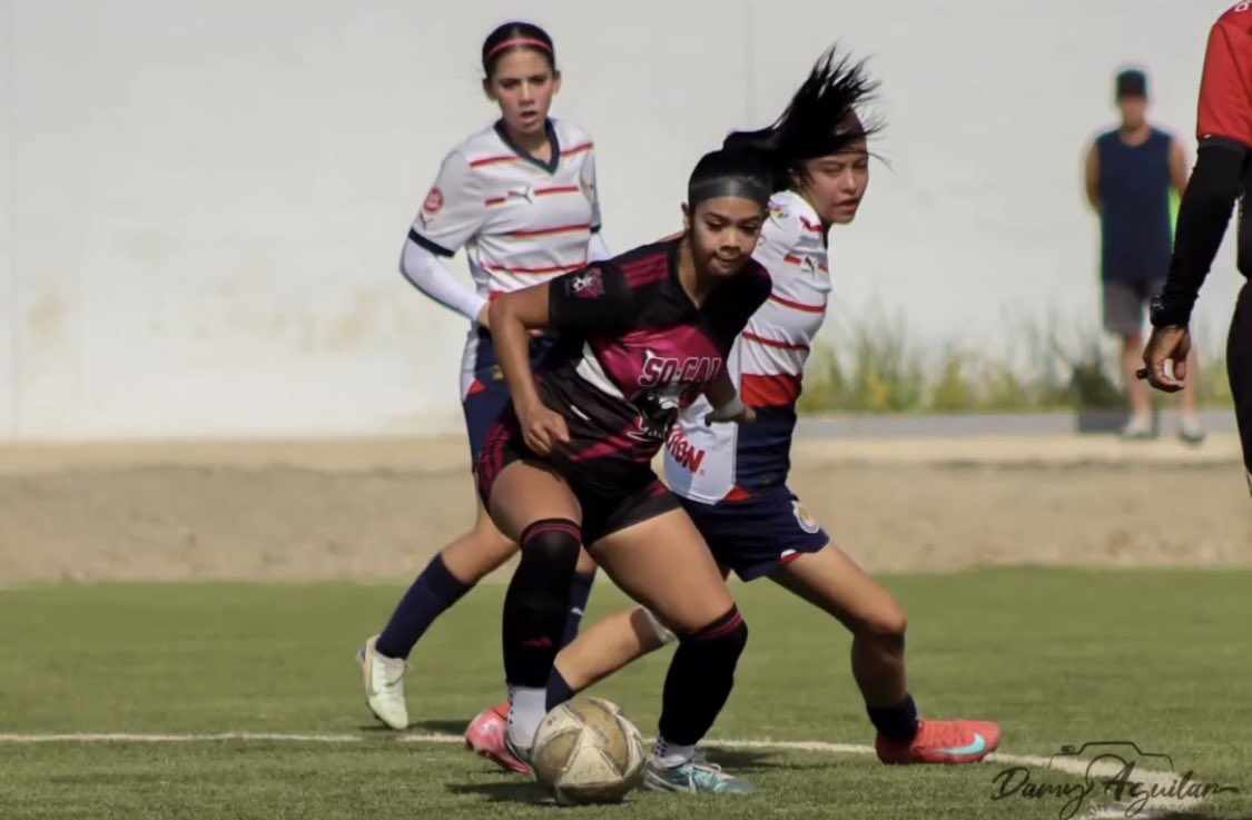 Algunas imagines del partido de hoy vs. Chivas De Guadalajara. Nos vemos en la final una vez más con el rebaño sagrado las Chivas Femenil. 
#mediocampist
#final #unidassomosmásfuertes
#sueñosymetas
#copamazatlan #5midfielder 
<a href="/ImYouthSoccer/">ECNL/GA/Recruiting/College Soccer</a>  
<a href="/ImCollegeSoccer/">College Soccer Truth ™</a>  
<a href="/PrepSoccer/">Prep Soccer ⚽️</a>