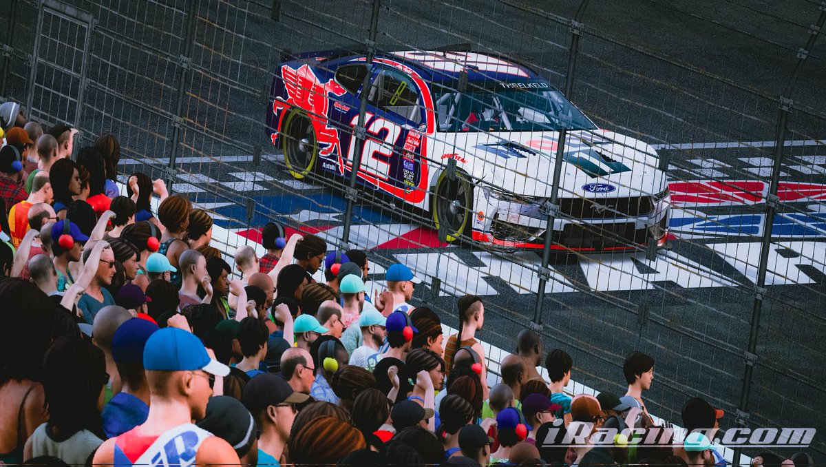 SNRLeague's tweet photo. Christmas came early this year!  @IracingSanta wins the @VSPEEDSim fan vote for best Throwback Paint Scheme! 🎄🎅 https://t.co/eTXmAyjfcq