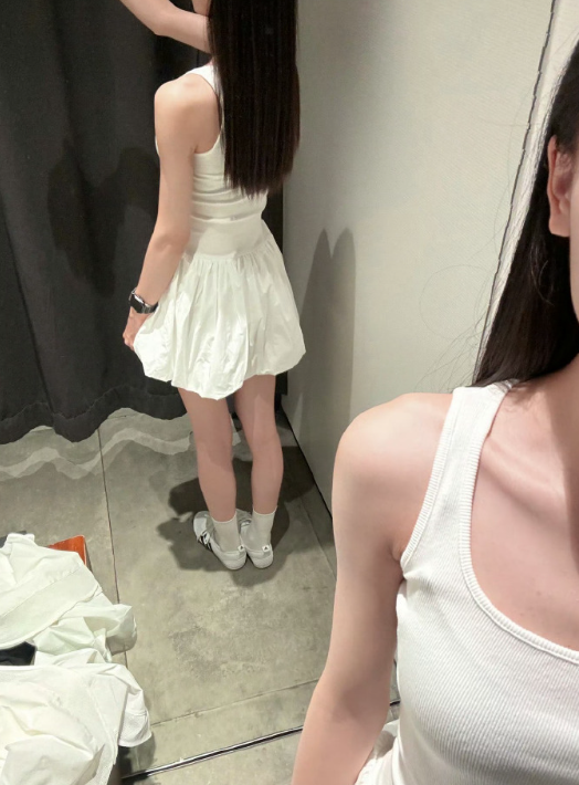 Olerons's tweet photo. #余姚 小迷妹 https://t.co/UDewCbiT5Y