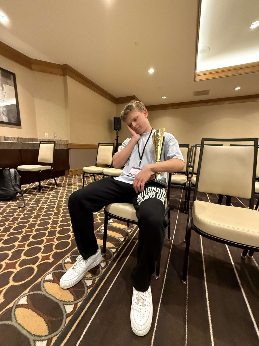 sharponval's tweet image. 2-0 grand final