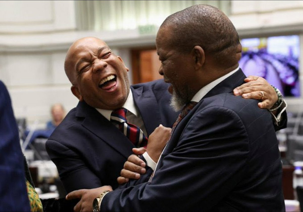 Rega hedu timbonzwa bhama risinei nekuti wakadzidza here kana kuti kwete