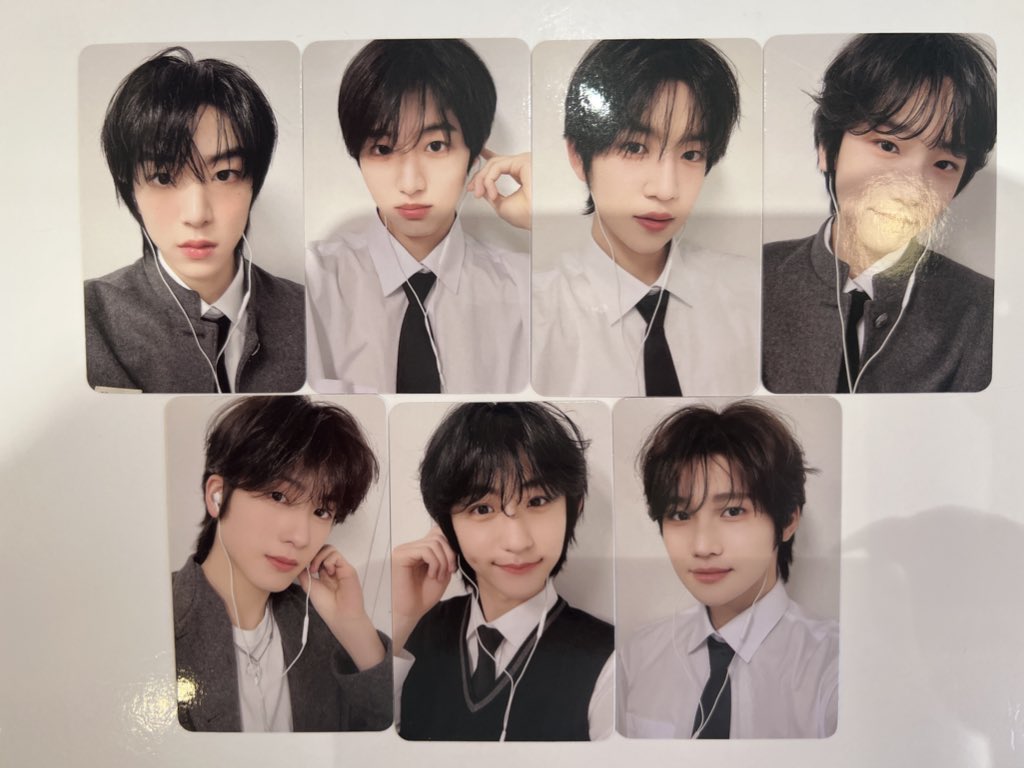 zirxtkp's tweet photo. 데뷔스플랜 뉴키즈 파이널 포카 양도합니다
일괄 10.0

https://t.co/yLlT6ItD9M

김지용 박원빈 진보민 김민재 장용훈 카이라 이우주 전준서 이준서 석준 하루 정세민 백준혁 박성현 우하오 장규현 박준환 추유찬 이태건 김윤서 조민재 https://t.co/bw656OLE8o