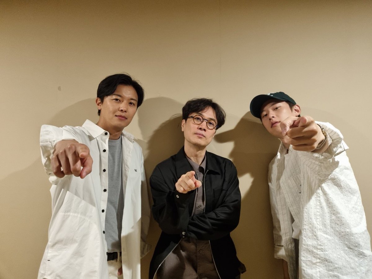 movie_n_NEW's tweet photo. #대구 에서 오늘도 힘차게 무대인사 시작합니다 (ง •̀_•́)ง
#파과 와 함께하는 Ⓗⓐⓟⓟⓨ Ⓢⓤⓝⓓⓐⓨ✨

<파과> 절찬상영중
🔗프로필 링크에서 예매!
 
#파과 #민규동감독
#김성철 @React_evt #연우진
#절찬상영중 https://t.co/k6uNDU6ckh