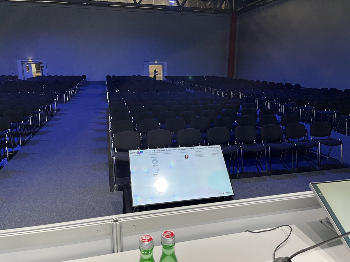 The stage is ready for <a href="/NiuSanford/">Dr. Nina Niu Sanford</a> 🥳- Come join us at 8:00 in the Mahler room for an exciting session on de-escalation trials in #radonc #ESTRO25