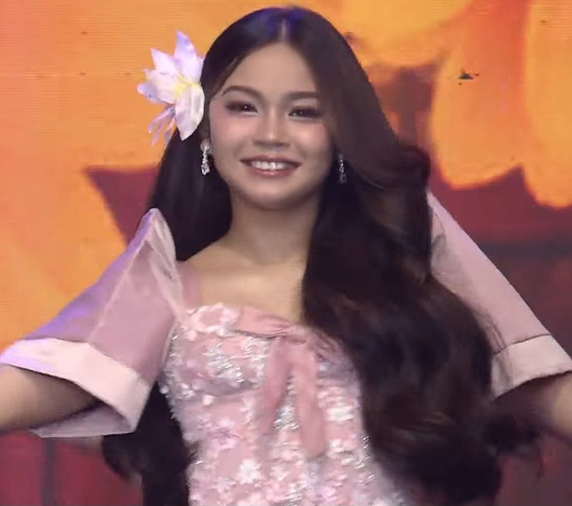 TeamKoletteOfc's tweet photo. La Chica Bella is out,
Binibining Nyckolette is in.

Sobrang ganda ng bebe 

KOLETTE OWNS RHYTHM 
#KoletteTakesOver https://t.co/ppcv5O6xiN