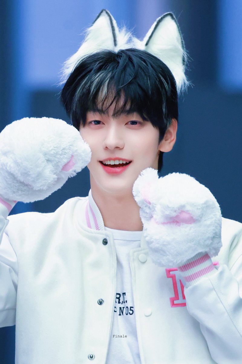 20250503 ฅ `͈╹ꇴ╹´͈ ฅ

#TXT_수빈 #SOOBIN  #スビン
#투모로우바이투게더 #TXT