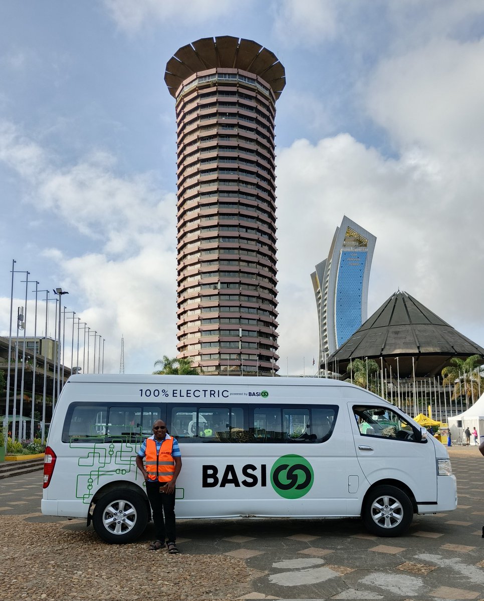 Mouchieee's tweet photo. Electric Vehicles, EV Parade,💡⚡🚗 eMobility, KICC, Nairobi, Kenya.

Finally Africa is electrifying 
🌍 
#EMobilityParade
#GoElectric
#SustainableFuture
#EVRevolution
#PoweringEmobilityKE
#NurturingEVGrowth
#PoweringEMobility
#EndeshaNaBidiiBoda 
#ARCRide
KPLC EMAK, AFEMA, GIZ https://t.co/f9a9NYQunL