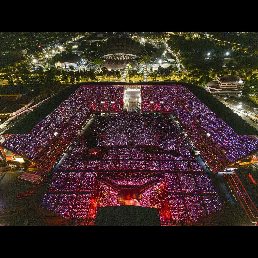 ɴᴀᴏᴍɪ tweet media