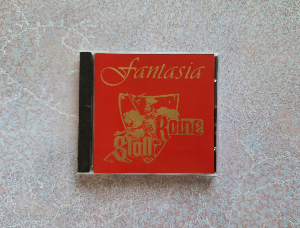 #NowPlaying

Roine Stolt • Fantasia (1979)

Starting out Sunday morning in the company of Roine Stolt's first solo album he did after he left Kaipa (for the first time). Melodic progressive rock in the style of Genesis and Camel... but sung in Swedish
