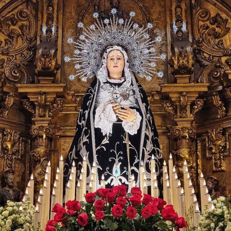 🖤 MADRE 🖤
Feliz día de la Madre.

📸 Sergio Valenzuela 
#DolorosaZgz