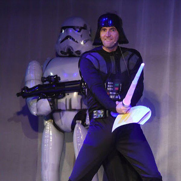 NerdWoman_'s tweet image. May the 4th be with you!
#StarWarsDay #DavidTennant #DaveVader