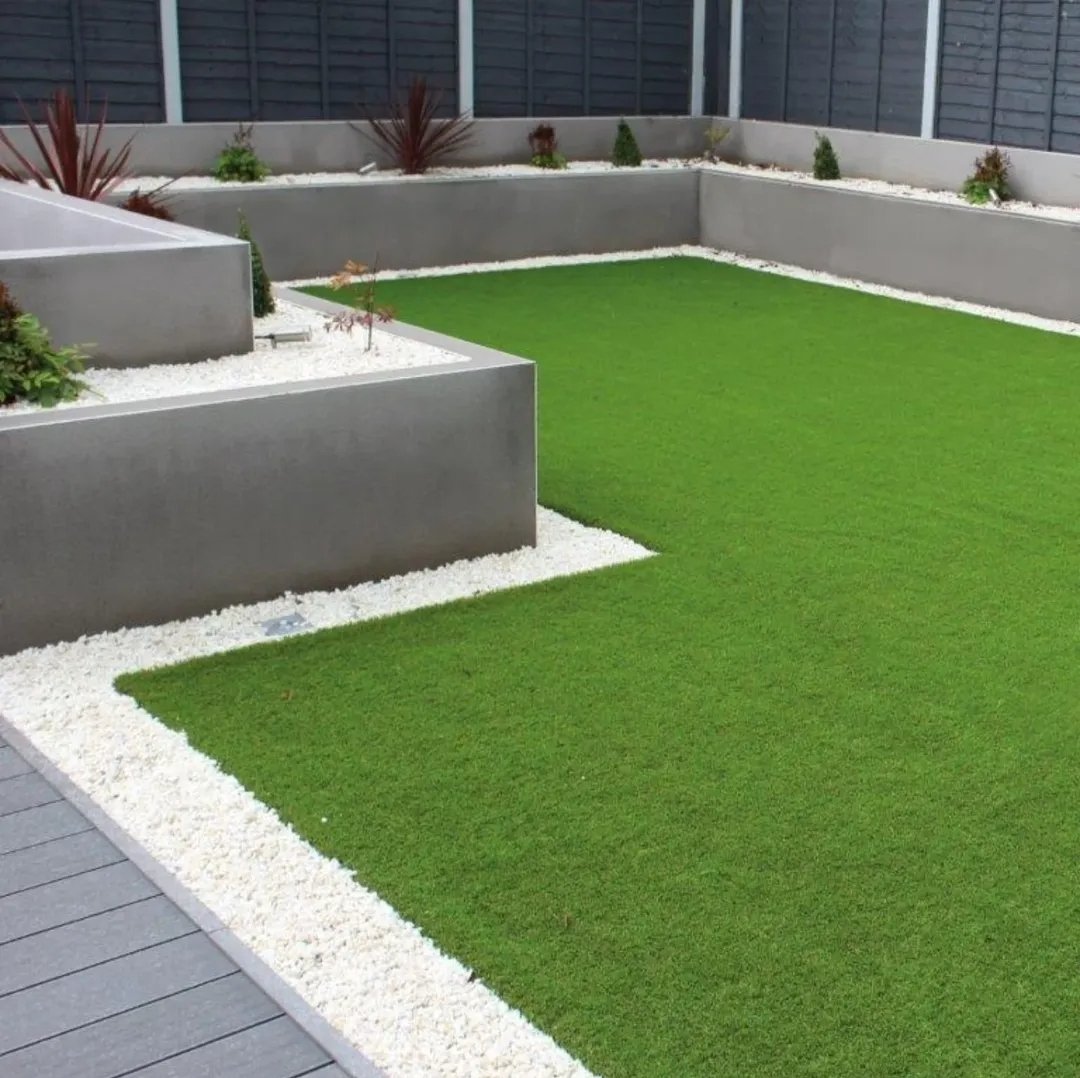 Shitlawns's tweet image. With record temperatures and very little rain before Summer has even begun, we need to start taking better care of our natural world for wildlife and climate. An easy start, is to ban lifeless plastic gardens 📝
petition.parliament.uk/petitions/7160…