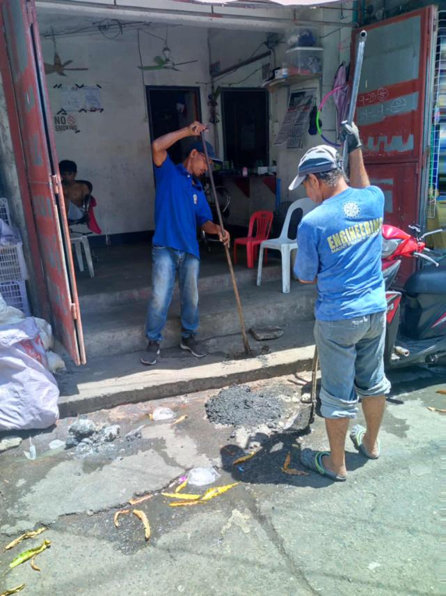 OFFICIALMUNTI's tweet photo. Sa mga nangangailangan ng tulong sa declogging, magpadala ng request letter sa Engineering Department, 2nd floor, Main Building ng City Hall, Lunes hanggang Biyernes, 8:00 AM to 5:00 PM.
#Muntinlupa #MuntinlupaNakakaproud #Declogging #CityEngineeringDepartment https://t.co/akmuooHh0s