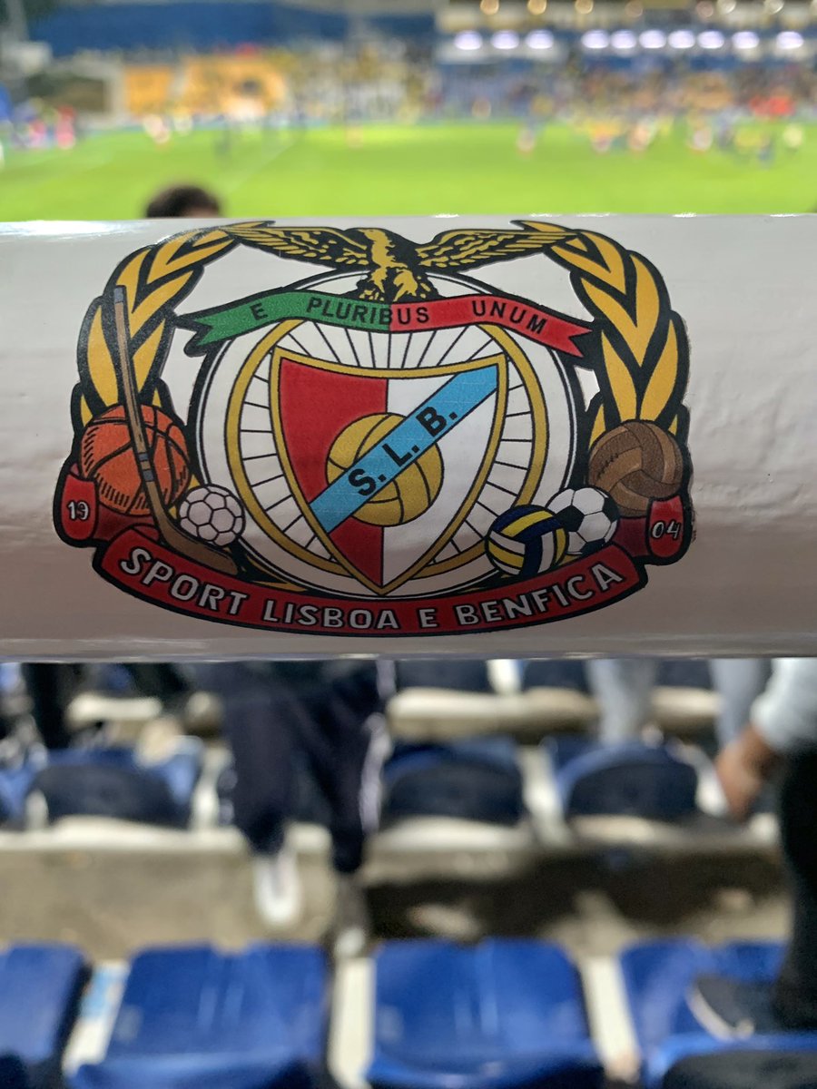 “Em todo o Mundo não existe amor igual…”
Seja onde e contra quem for!
Partindo do princípio que hoje ganham, o pensamento deve ser…
Ganhar ao Sporting; depois (se der) ganhar ao Sporting 2-0.
Pensar o contrário será um erro e pode jogar contra nós próprios!
Até ao fim, BENFICA!