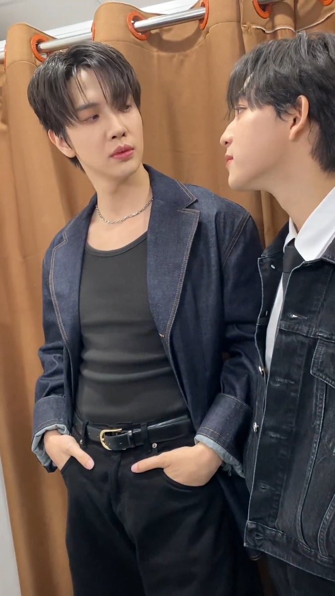 Jasszikahahaha's tweet photo. ห้ามอะไรก็ห้ามได้แต่ห้ามไม่ให้รักกัน   เธอสองคนคงทำไม่ได้ซินะ...
🐢❤️🏀~~~😉
MXBS HEART TO HEART
#MaxkyBasinVietnam
#maxkybas #แม็กกี้บาส 
#6CODE https://t.co/ebY1HE15RN