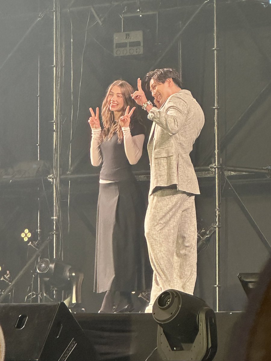 oliviakeyy's tweet photo. I can’t believe Jacob appeared! 信じられない！！12月にも戻ってきて欲しい！
#大阪コミコン　#大阪コミコン2025 https://t.co/MShq81s5Yc