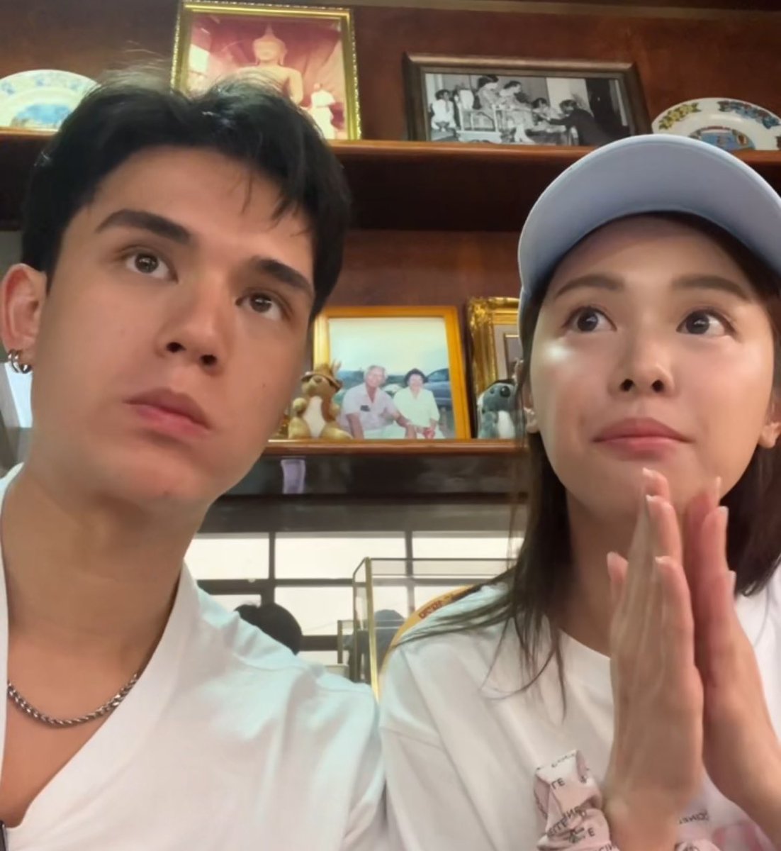 inyourlovera's tweet photo. ผมไม่รู้จะใช้ชีวิตต่อไปยังไง มันมีแต่ความหลอกลวง ไหนว่าไก่ย่างไม่หวาน หวานมากด้วยซ้ำ😭🫵🏻🤍

  #เทศน์อุ้ม #TateOom  ₊˚ʚ https://t.co/ESlzb5n7TM