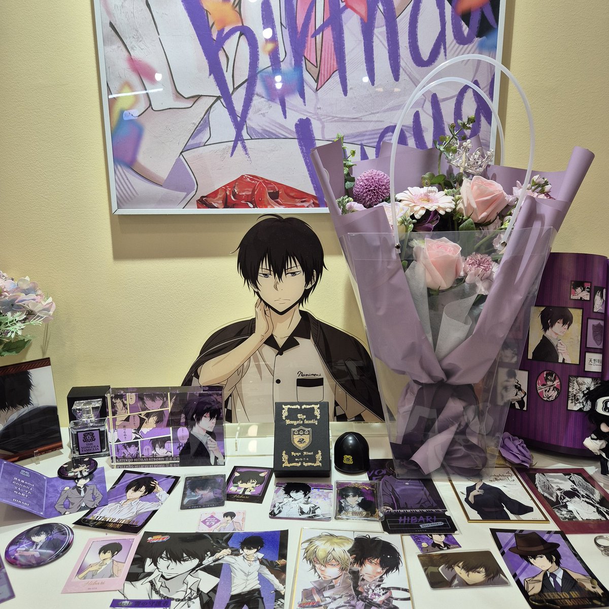 2025 히바리 쿄야 생일카페:
초식 동물들의 반란💜

🐥: 꽃다발 선물 너무 감사드립니다.
저희 생일 카페를 더욱 빛낼 수 있도록 예쁘게 전시 하였습니다☁️