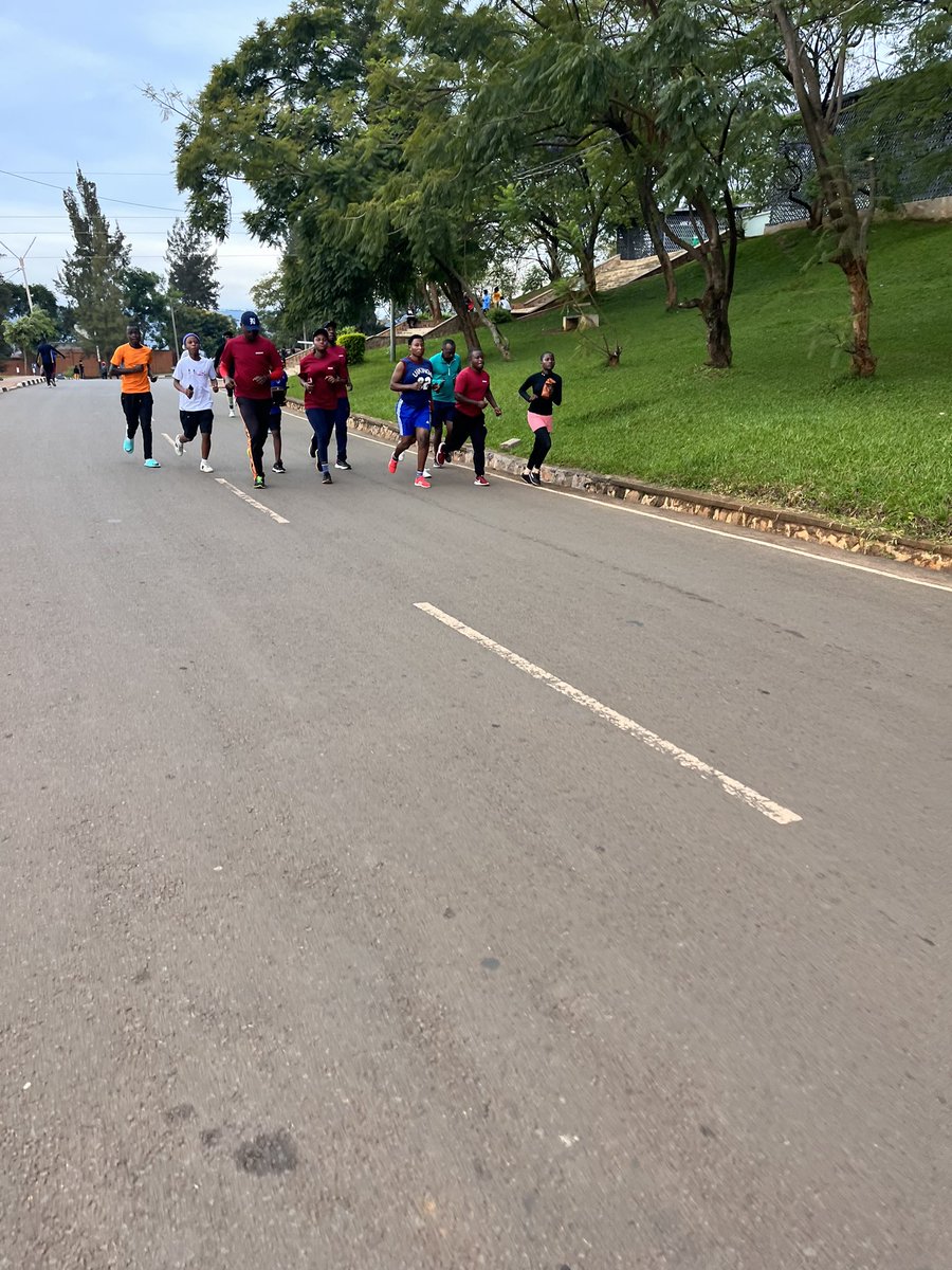 EugeneU's tweet photo. Nothing better than a Sunday morning 11K run in #Rwanda, a national on the move.
#running
#HighAltitudeRunning
#HealthyNation
#Move
#ESPN
#VisitRwanda
#Africa https://t.co/doSNM3St32