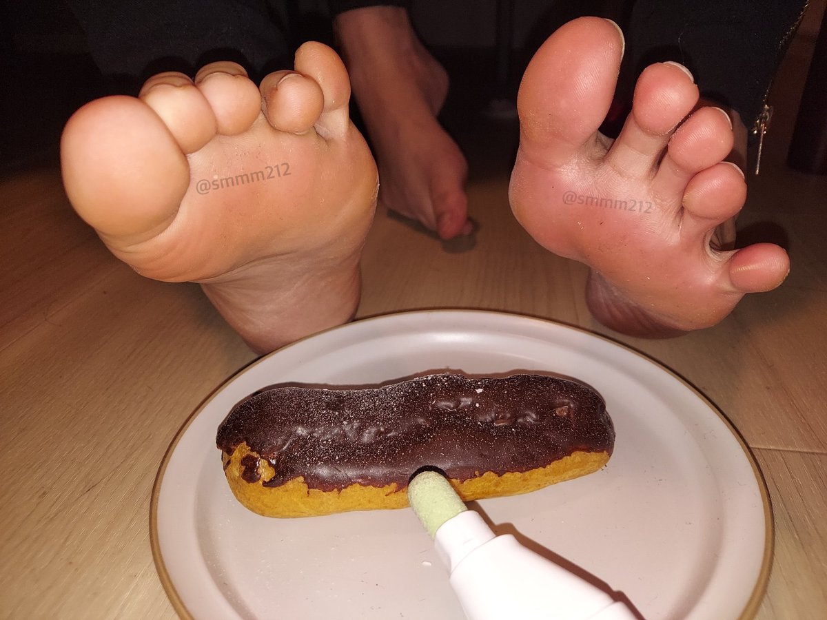 smmm212's tweet photo. 角質エクレア🦶🏼

#踏み活　#M男 https://t.co/kk9mObzG3c
