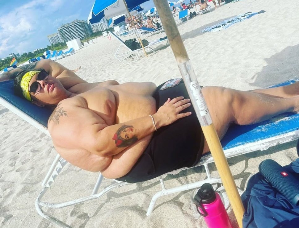Vacaciones 🏖 
#superchubby #superchubs #chubbottom #chubforchasers #Chubby #chubby4chasers #woof #chubbygaybears #chaserforchubby #bears #bigassbutts #bigass #bugbut #chub #chaser #fatass #fatasslover  #chaser #chaser4chub #sex