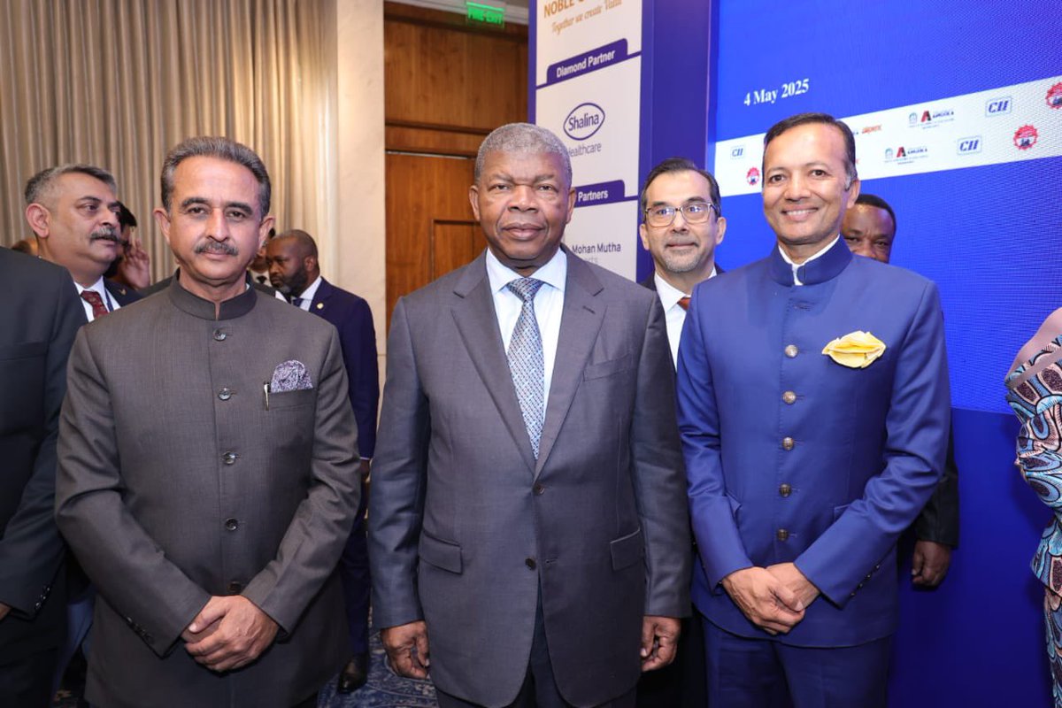KVSinghMPGonda's tweet photo. Honoured to deliver the Keynote Address at the India–Angola Business Forum in New Delhi today, graced by H.E. President João Lourenço. Highlighted India's transformative growth under PM @narendramodi Ji, our strides in Digital Public Infrastructure, renewable energy, agriculture, and manufacturing. India stands ready to be Angola’s trusted partner in its economic development, progress and prosperity. 

#IndiaAngola #EconomicDiplomacy #ActAfrica #ViksitBharat2047

@PMOIndia @MEAIndia