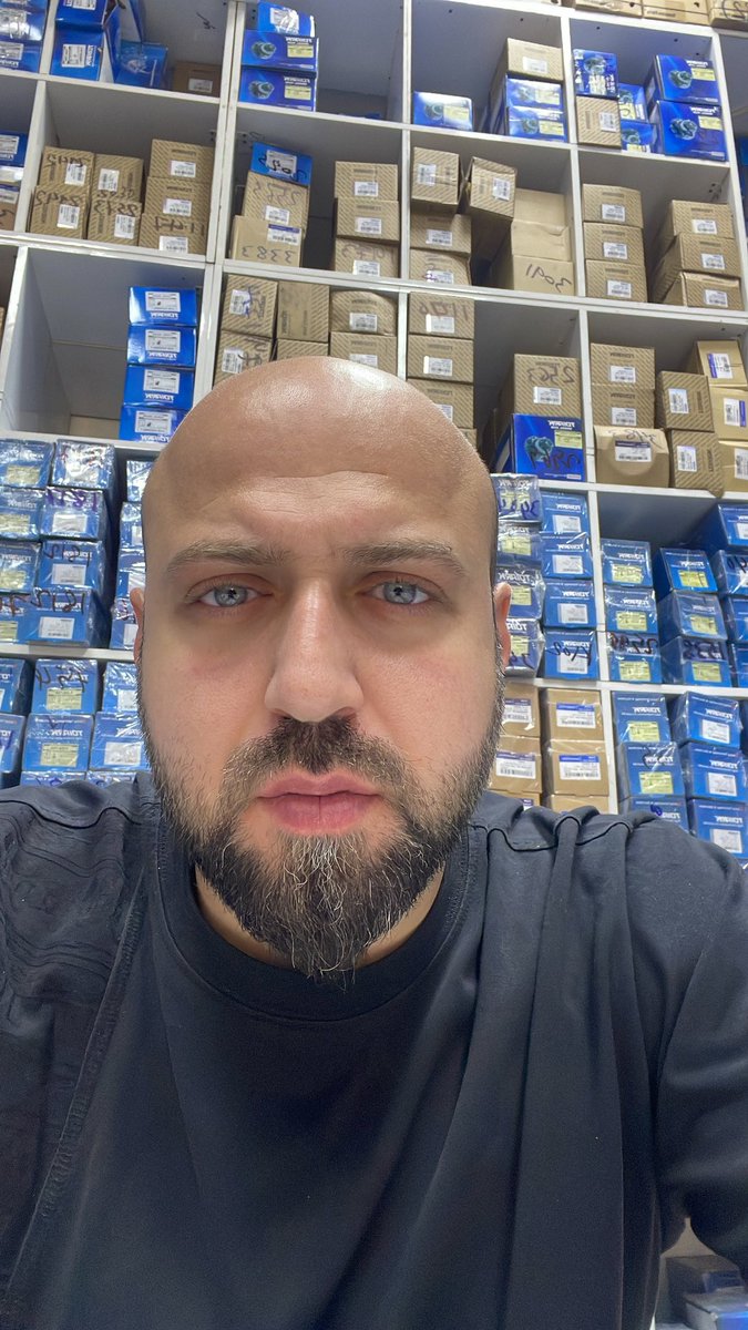 اني اتمنى اكلك عايش بخير 

بس المشكلة ما مبين عليه 。🤞🏻

#صباح_الخير
